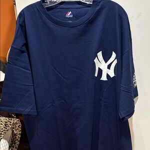 Majestic Yankees Derek Jeter #2 tshirt
